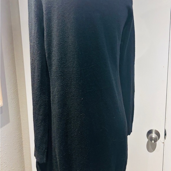 Sacred Threads Black Cardigan with Elegant Wavy Trim - Picture 3 of 15